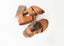 Talon à boucle et bride en marron