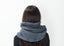Cache-cou en tricot gris