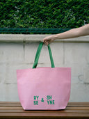 The Holdall Tidak ada merek