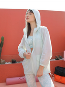 Lucia Light Breeze Sun Block UPF 50+