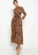 Maxi dress with collar